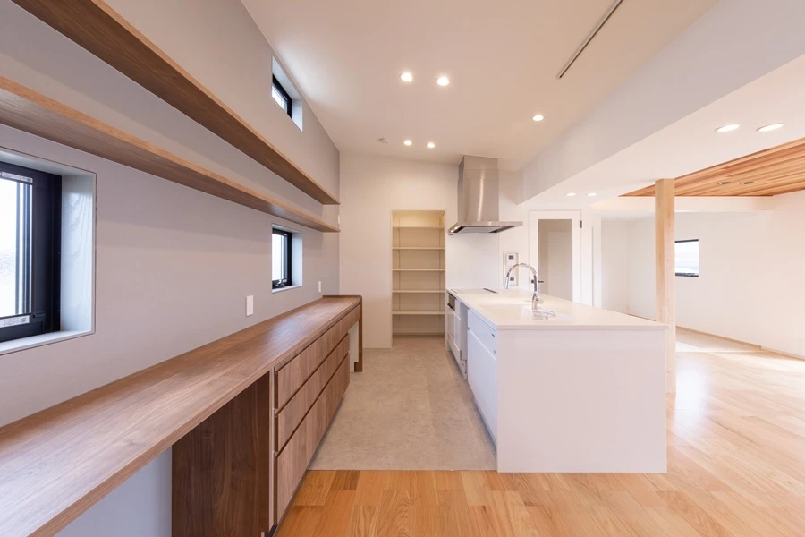 u-house8
